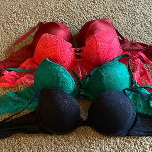 Bundle of 4 La Senza bras